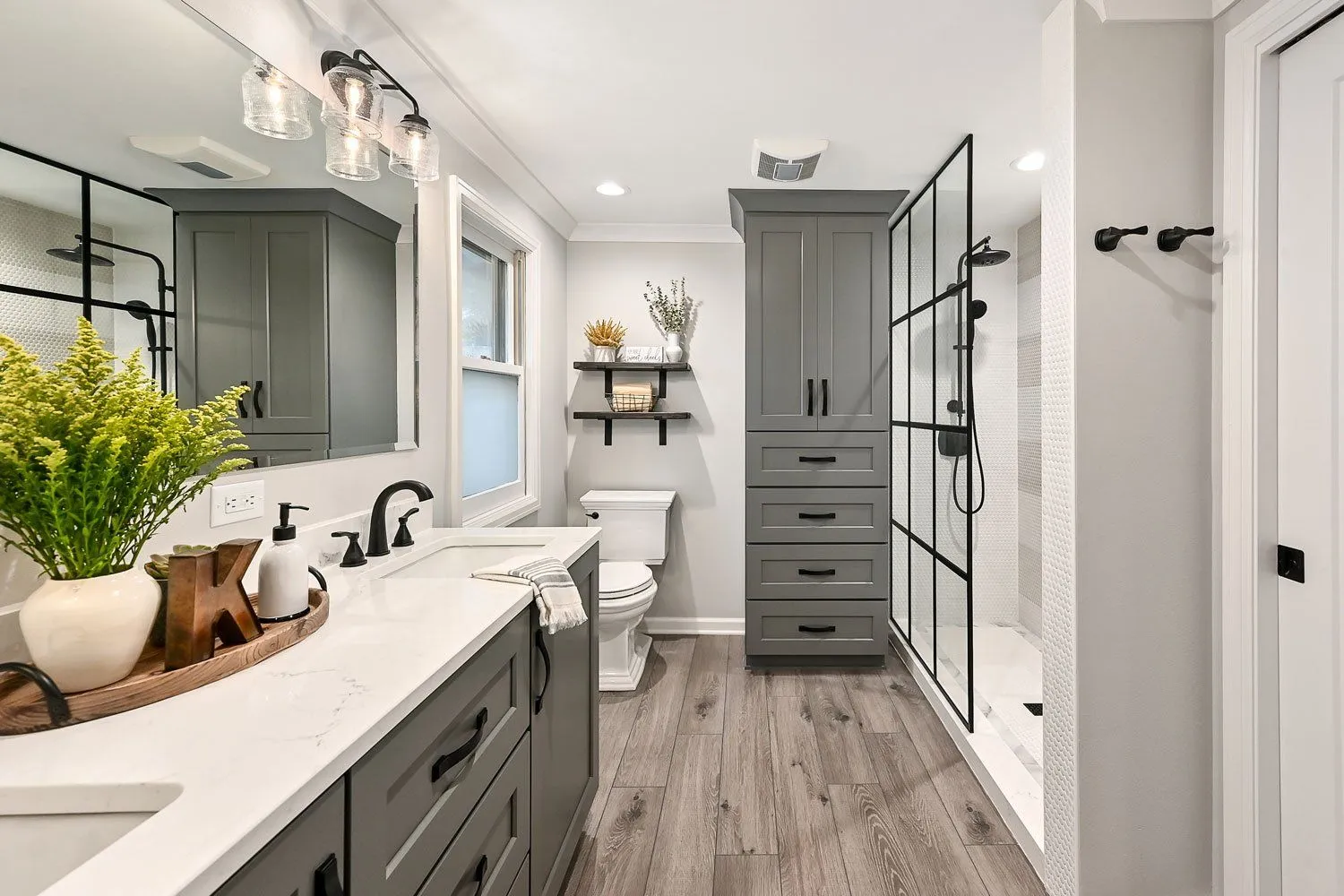 Bathroom Remodeling: Tips & Tricks to Transform Your Bath Space